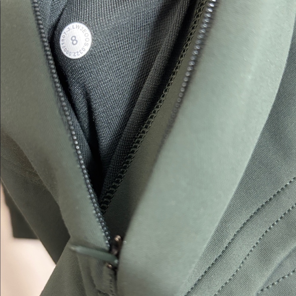 Lululemon InStill Jacket - Picture 2 of 9